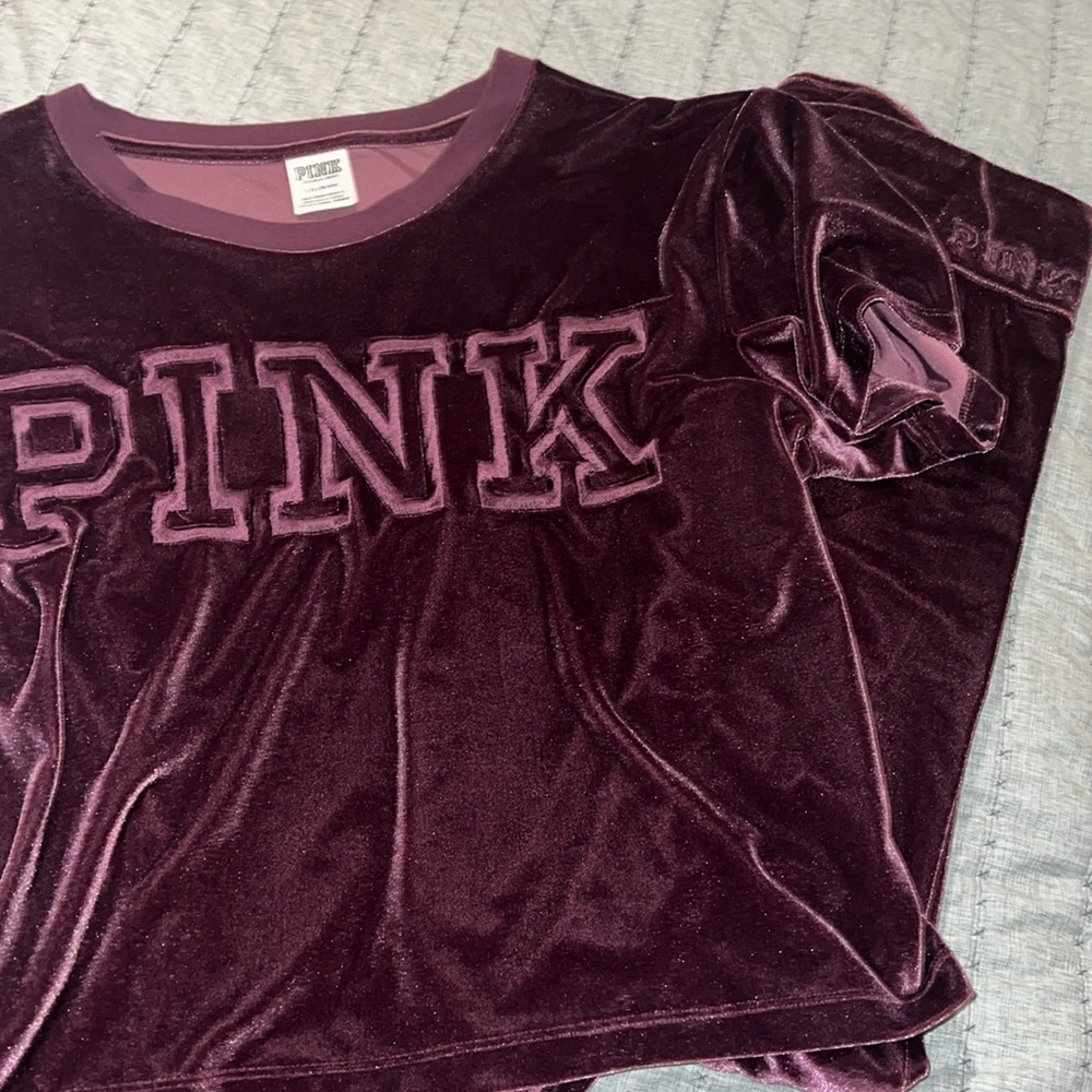 Purple Velour Pink brand leggings and top!
